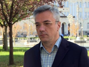 Tadić: Neustavna većina želi napisati novi Dejton