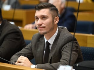 Kresojević: Vlast obmanula penzionere