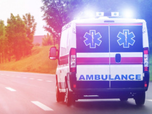 U saobraćajnoj nesreći povrijeđeni majka i dvoje djece