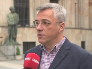 Tadić: Preglasavanje nije isto što i izglasavanje