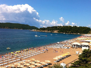 Plaža u Bečićima nosila je titulu najljepše u Evropi