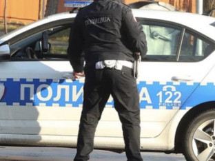 Prijetio da će polomiti nevjenčanu suprugu i svastiku