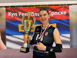 Pozovi Ivanu radi titule!