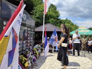 Служен парастос страдалим Србима из Загона (ФОТО)