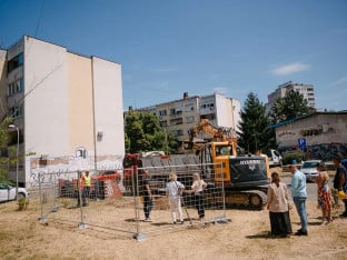 Počelo postavljanje novih podzemnih kontejnera