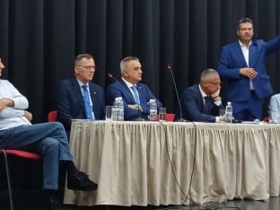 Minić: Djeca poginulih boraca iz Nevesinja dobiće posao u RiTE Gacko