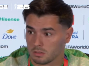 Sukob novinara zbunio Dijaza i prekinuo pres (VIDEO)