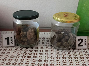 Akcija "Pumba" u Banjaluci: Uhapšene dvije osobe, pronađeno oko 700 grama marihuane i kokaina