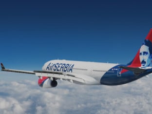 Troje stranaca osumnjičeno da su u avionima „Er Srbije“ plaćali karticama bez pokrića