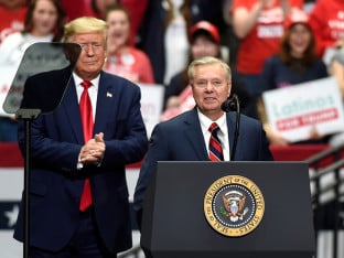 Donald Tramp otkrio detalje posljednjeg razgovora sa Lindzijem Grejemom