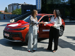 Кључеви Volkswagen Т-Rocа уручени добитници m:tel наградне игре „Никад лакше до аута"