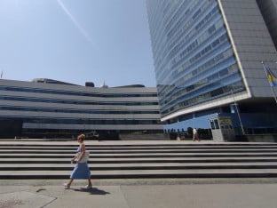 Institucije BiH ne odustaju od spoljnih saradnika: Ugovori o djelu puni propusta