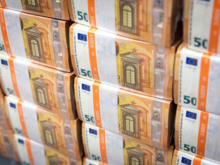 Suficit na računu evrozone porastao na 25 milijardi