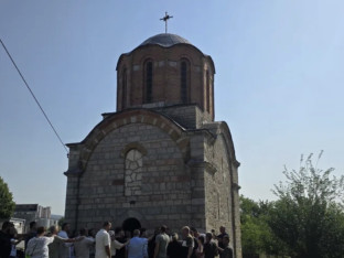 Нестало звоно са српске цркве код Ораховца