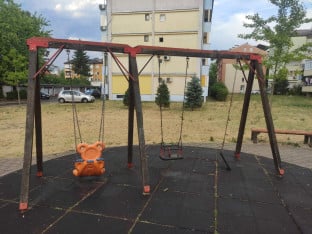 Уништено игралишта у насељу Обилићево биће ускоро обновљено
