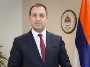Selak: Dostavljeni podaci ukazuju na ozbiljnu sumnju u selektivnu primjenu nametnutog člana 145a Krivičnog zakona BiH