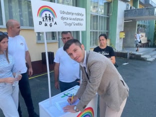 Kresojević pozvao građane da podrže peticiju za bolji položaj asistenata u nastavi
