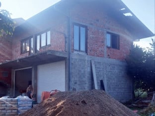 Фонд солидарности одобрио 130.000 КМ за обнову куће Шарићима
