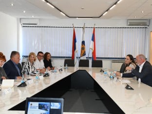 Adžić i Derigeti o nastavku infrastrukturnih projekata u Gradišci