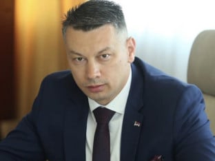 Nešić: Sistemski ispitati vanzatvorske pogodnosti koje uživa monstrum Elfeta Veseli