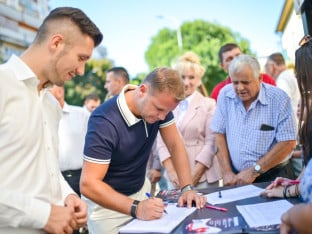 Stanivuković traži ukidanje PDV-a na lijekove i medicinska pomagala