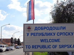 Za koje su se slogane odlučile političke partije
