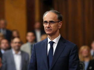Мацут остаје премијер Србије