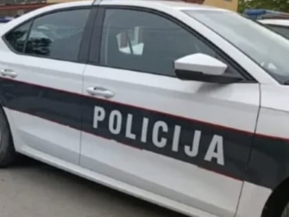 Horor u Tuzli: Muškarac isjekao komšinicu