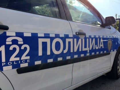 Оптужен да је дјевојци сломио два пршљена