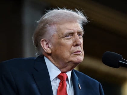 Трамп одустао од накнада за Ормуски мореуз