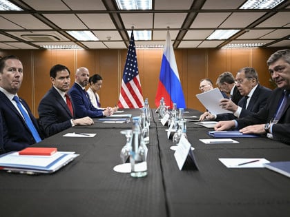 Lavrov i Rubio započeli sastanak u Manili