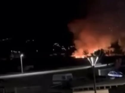 Пожар на плажи Јаз, ватрогасци хитно интервенисали