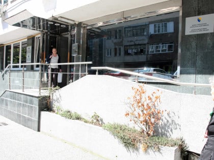 Агенција за јавне набавке кршила Закон о јавним набавкама
