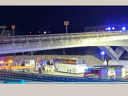 Тешка саобраћајна несрећа у Њемачкој: Аутобус из БиХ ударио у службено возило (ФОТО; VIDEO)
