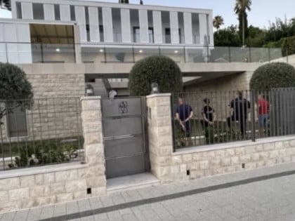 Држављанин Србије осумњичен да је бацио бомбу на вилу Матијевића