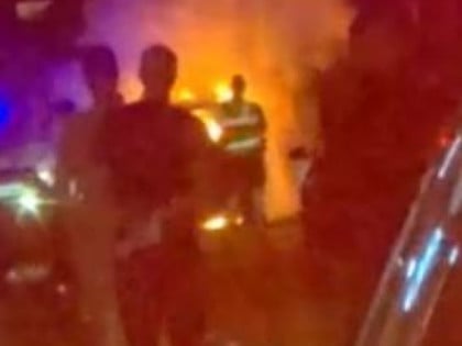 Аутомобил у покрету плануо код Горажда, возач се спасио у посљедњем тренутку