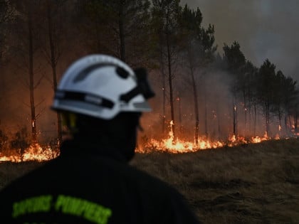 Vatrena stihija ne popušta: Grčka i dalje gori, Francuska i Španija predahnule