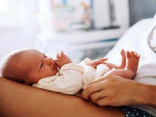 У Српској рођено 12 дјевојчица и пет дјечака