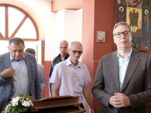 Vučić prozvao Crnu Goru: Na "Oluji" budete, u Mrkonjić Gradu ne