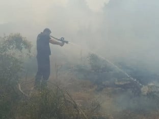 Požari oko Trebinja više ne ugrožavaju kuće i puteve