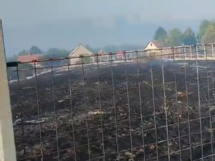 Пожар код Невесиња се смирује, али опасност није прошла