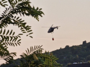 Nevesinje: Stanje na požarištima bolje, helikoper će gasiti vatru iznad Humčana