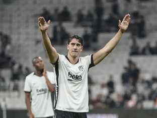 Влаховић дебитовао за Бешикташ