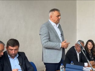 Hoće li Petrović prihvatiti saradnju sa Vladom