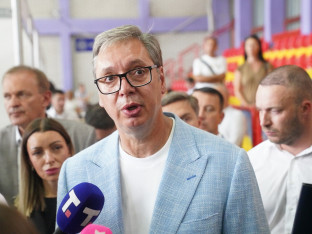 Вучић: Хаг је хтио да Младић умре иза решетака