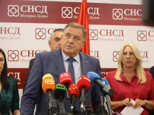 Dodik: Protiv građana Srpske podneseno 55.000 krivičnih prijava zbog objava o Mladiću