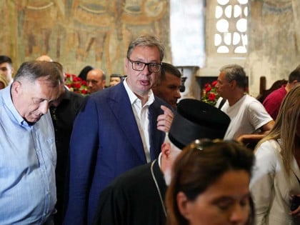 Vučić i Dodik u svetinji staroj više od 580 godina