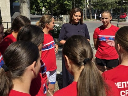 Ћапинова: Камп "Србија те зове" пун погодак