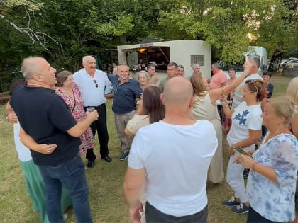 Selo Raduč pod Velebitom vrvi samo za Ilindan (VIDEO)