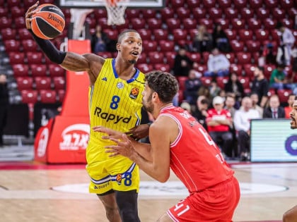 Вокер потписао за Денвер, али и даље није сигуран